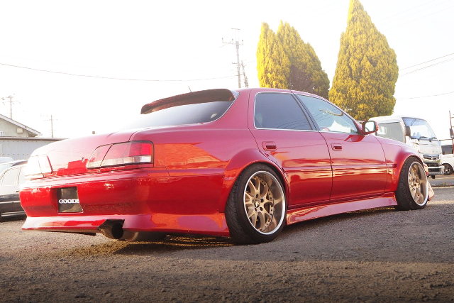 REAR RIGHT-SIDE EXTERIOR of JZX100 CRESTA ROULANT G.
