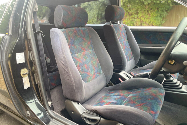 SEATS of N15 ALMERA GTI HATCHBACK GTi.