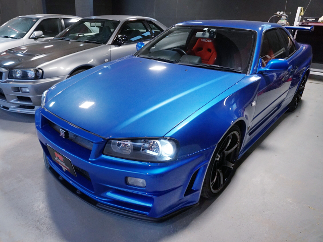 FRONT EXTERIOR of R34 SKYLINE GT-R.