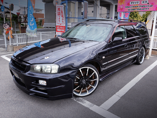 FRONT EXTERIOR of R34 GT-R FACED WGNC34 STAGEA.