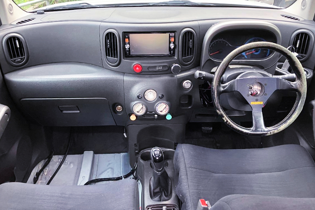 MANUAL SHIFT CONVERSION INTERIOR of 3rd Gen Z12 NISSAN CUBE 15X M-SELECTION.