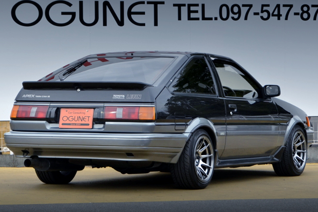 REAR EXTERIOR of AE86 LEVIN GT-APEX.