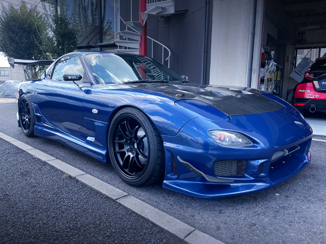 FRONT EXTERIOR of BLUE FD3S RX-7 TYPE-RS.