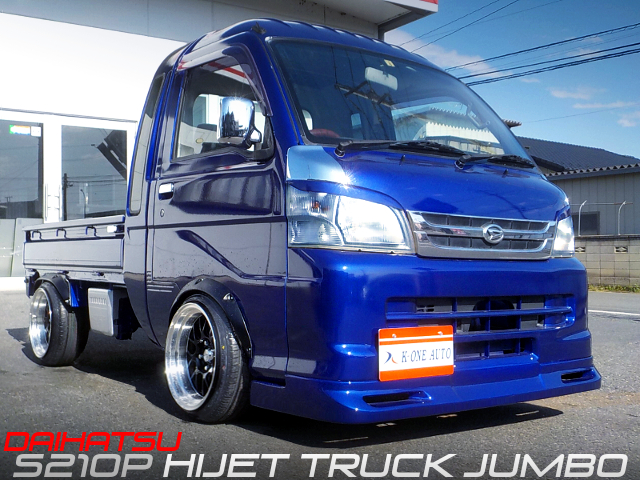 WIDE BODIED, STANCED S210P HIJET TRUCK JUMBO.