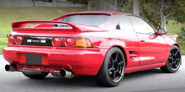 REAR RIGHT-SIDE EXTERIOR of RED SW20 MR2.