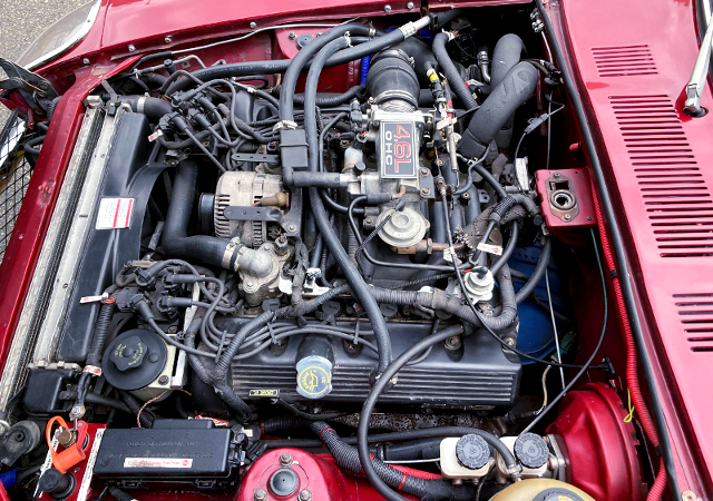 FORD 4.6L V8 MODULAR ENGINE into HLS30 DATSUN 240Z ENGINE ROOM.