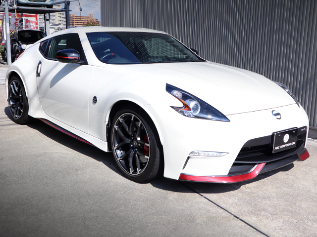 FRONT EXTERIOR of Z34 FAIRLADY Z NISMO.