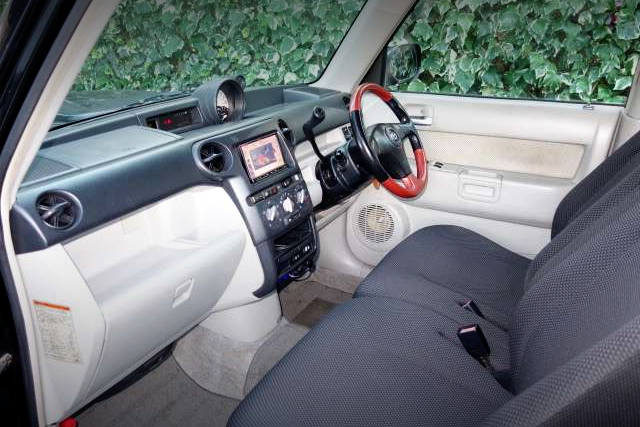 INTERIOR of NCP34 TOYOTA bB OPEN DECK.