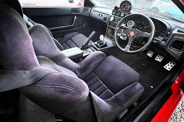 INTERIOR of RED FC3S RX-7 GT-X.