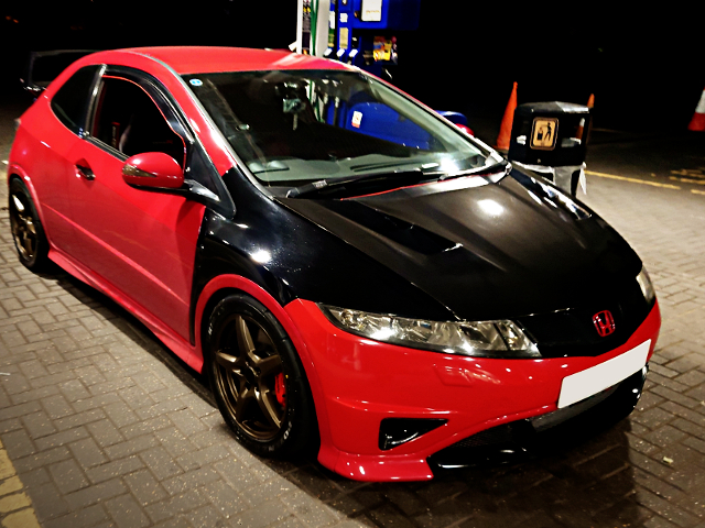 FRONT EXTERIOR of FN2 CIVIC TYPE-R GT.