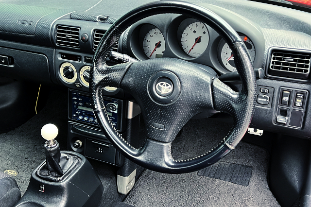 DASHBOARD and STEERING of RED MR-S.
