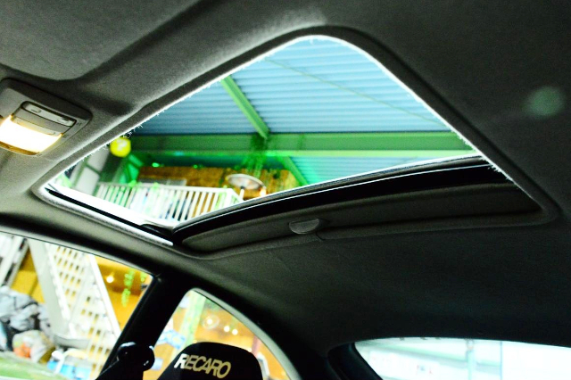 SUNROOF of ST205 CELICA GT-FOUR WRC.