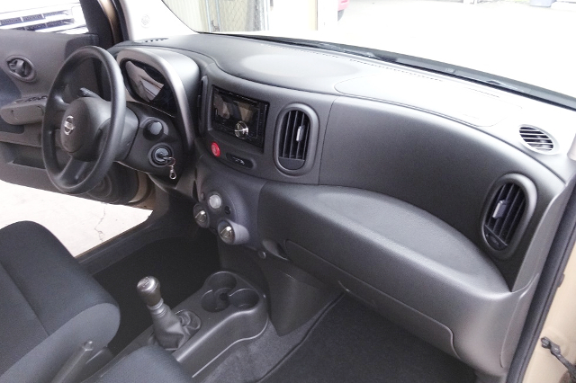LEFT HAND DRIVE EXTERIOR of Z12 NISSAN CUBE.