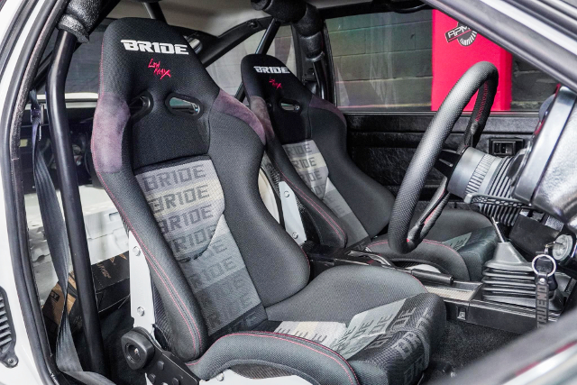 BRIDE SEATS and ROLL CAGE.