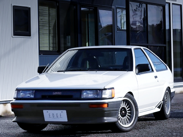 FRONT EXTERIOR of AE86 LEVIN GTV.
