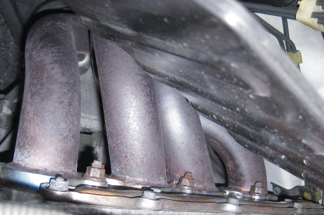 AFTERMARKET EXHAUST MANIFOLD on F20C.