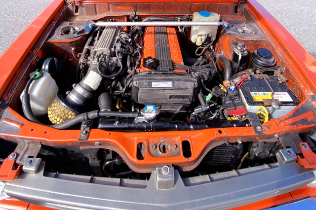 AE92 4AG 1.6L ENGINE into 2nd Gen TOYOTA PUBLICA PICKUP ENGINE ROOM.
