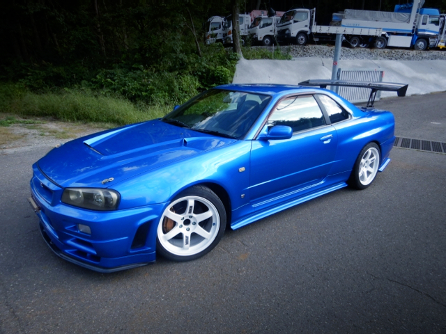 FRONT EXTERIOR of WIDEBODY ER34 SKYLINE COUPE.