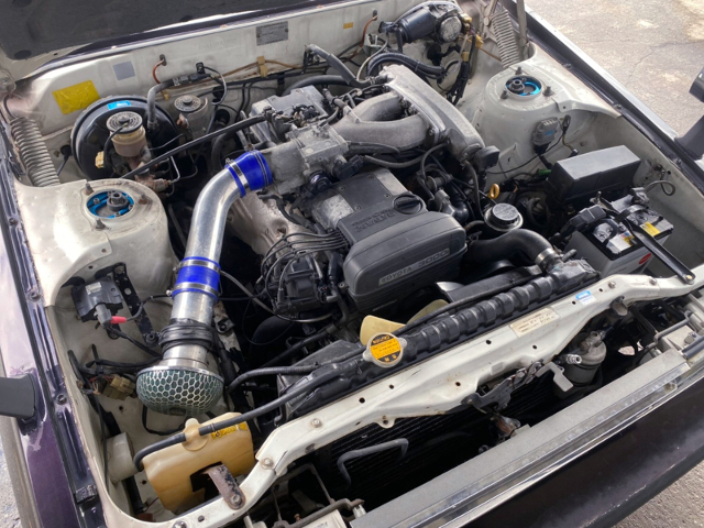 NATURALLY ASPIRATED 2JZ-GTE 3000cc ENGINE into GX61 CRESTA ENGINE ROOM.