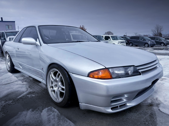 FRONT EXTERIOR of R32 GT-R.