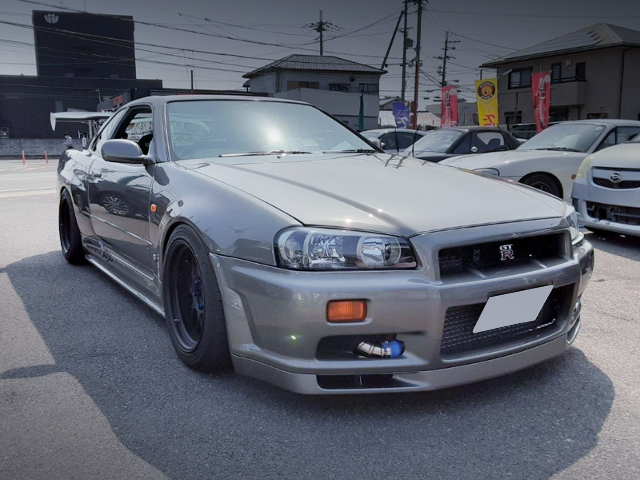 FRONT EXTERIOR of GT-R STYLE WIDEBODY R34 SKYLINE COUPE.
