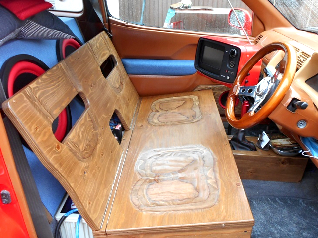 WOOD SEAT and STEERING.