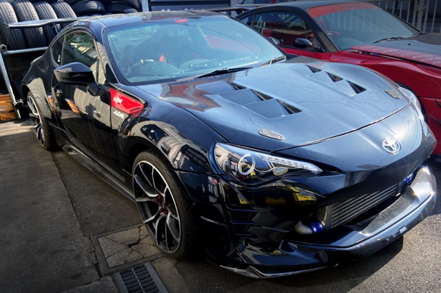 FRONT RIGHT-SIDE EXTERIOR of BLACK WIDEBODY ZN6 TOYOTA 86.