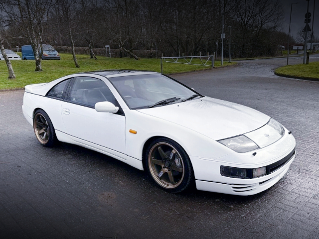 FRONT EXTERIOR of Z32 FAIRLADY Z 300ZX T-BAR ROOF.