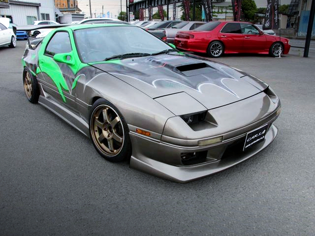 FRONT EXTERIOR of BLISTER-STYLE WIDEBODY FC3S SAVANNA RX-7.