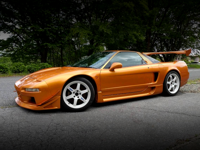 FRONT LEFT-SIDE EXTERIOR of NA2 NSX TYPE-S.