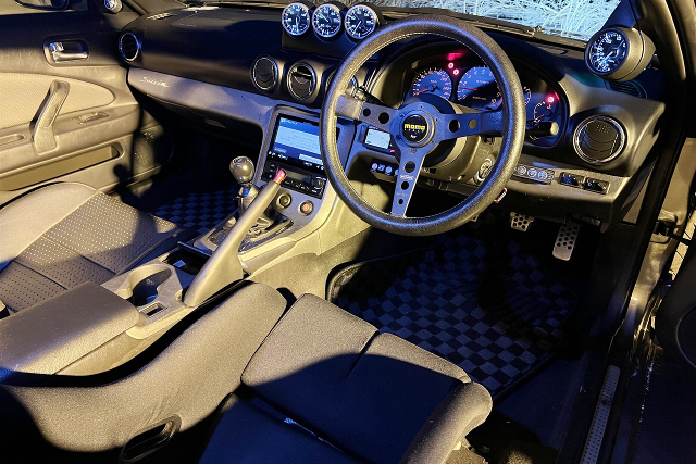 DASHBOARD and STEERING WHEEL of S15 SILVIA SPEC-R L-PKG.