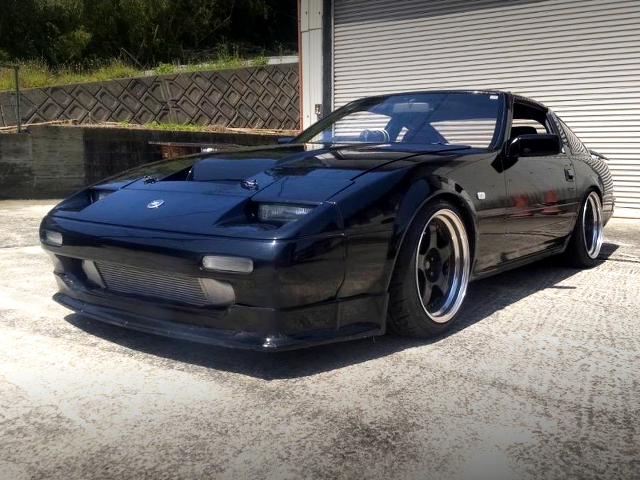 Front exterior of Z31 Fairlady Z.