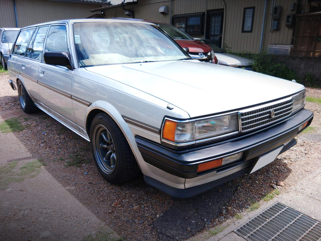 Front Exterior of GX70G TOYOTA MARK 2 LG GRANDE EDITION.