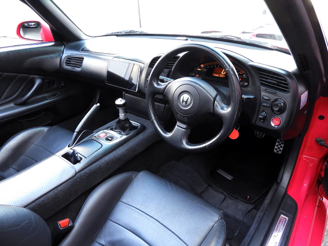Interior of 2 fast 2 furious suki's styled s2000.