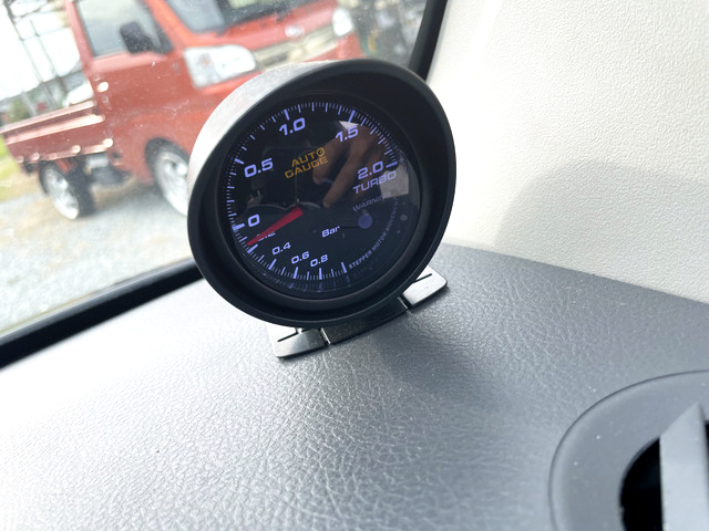 Auto-gauge boost gauge of L550S DAIHATSU MOVE LATTE COOL TURBO.