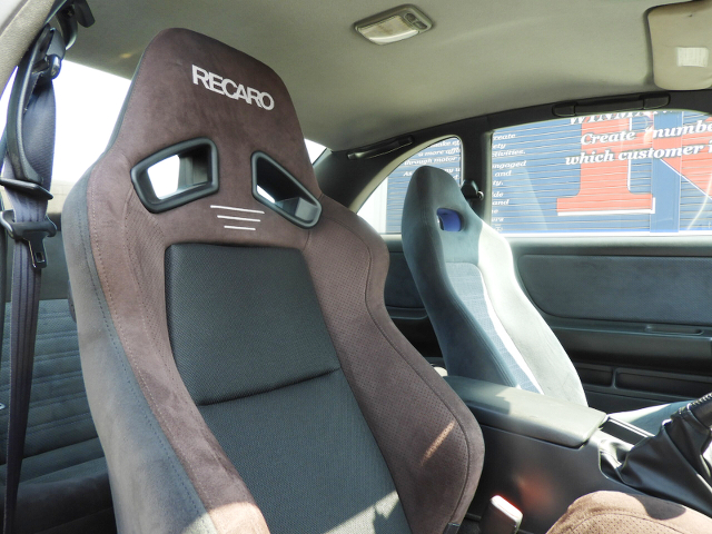 RECARO SEAT of R33 SKYLINE GT-R.