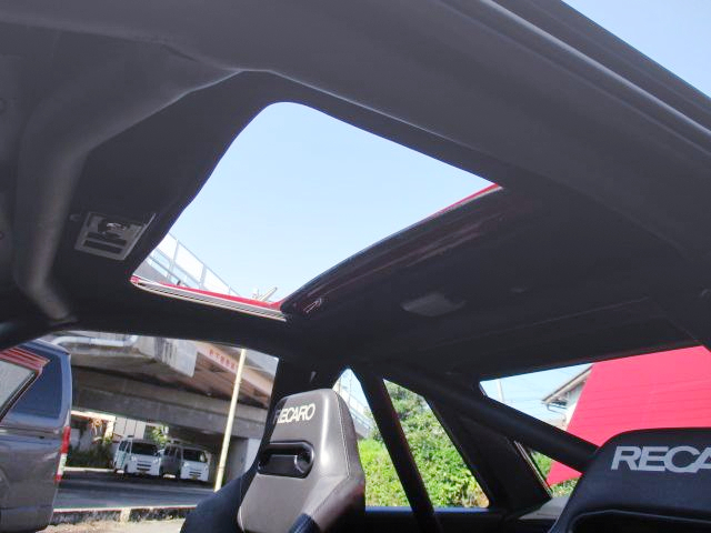 interior sunroof of AE86 COROLLA SR5 SPORT COUPE with GT-S style.