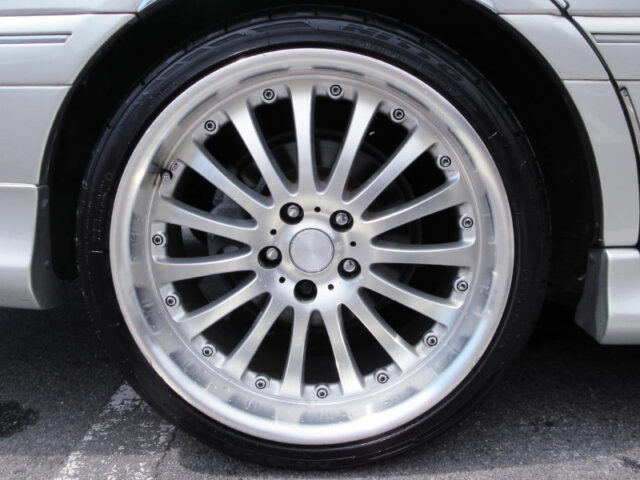 19-inch wheel