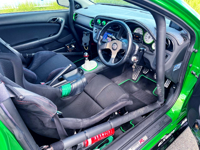 interior of DC5 INTEGRA TYPE-R With Js-RACING exterior style.