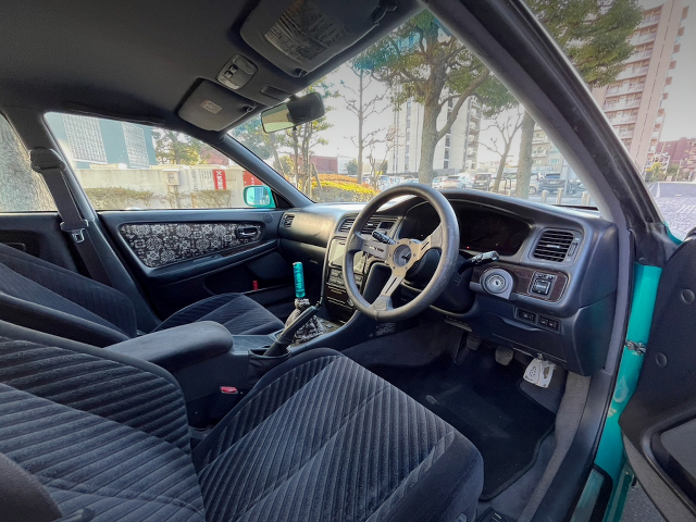 Dashboard and Steering Wheel of Slammed Static JZX100 CHASER TOURER-V.