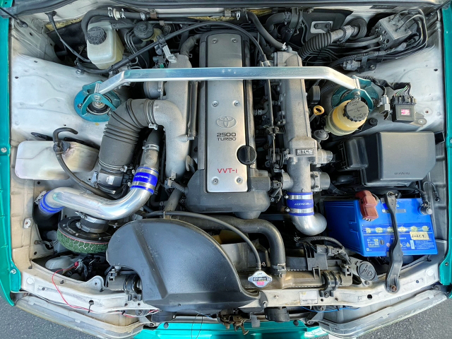 1JZ-GTE Turbo in Slammed Static JZX100 CHASER TOURER-V engine room.