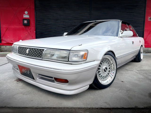 Front exterior of Static JZX81 CHASER 2.5 AVANTE.