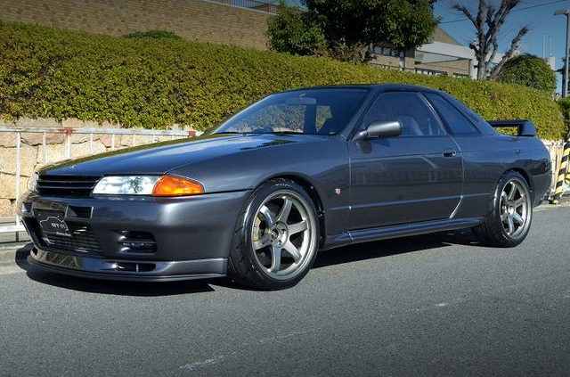 Front exterior of TRIAL tuned R32 SKYLINE GT-R.