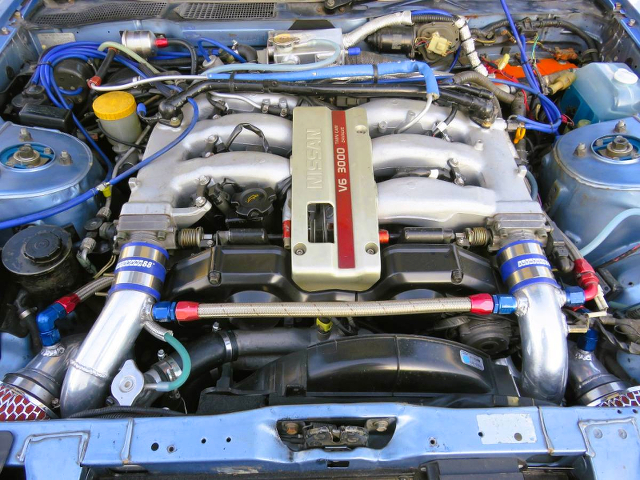 VG30DETT twin turbo engine of Z31 FAIRLADY Z.