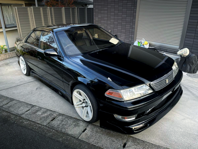 Front exterior of JZX100 MARK 2.