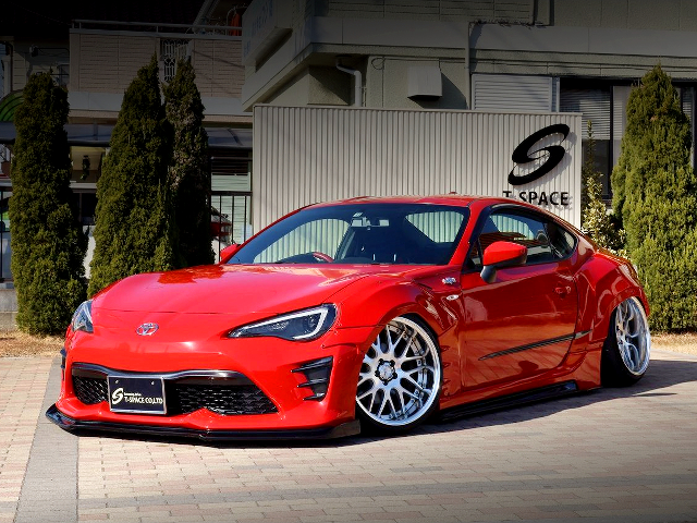 Front exterior of ZN6 TOYOTA 86 GT Widebody.