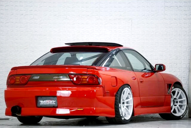Rear exterior of 180SX type-R.