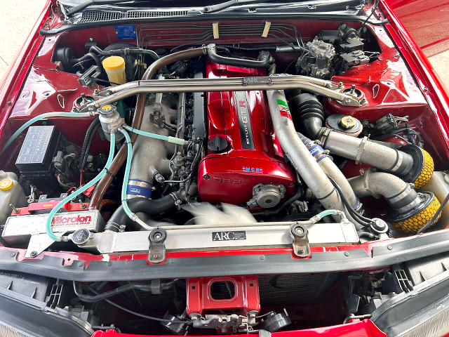 RB26 with NISMO R3 turbos.