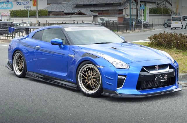 Front exterior of R35 NISSAN GT-R Pure Edition.