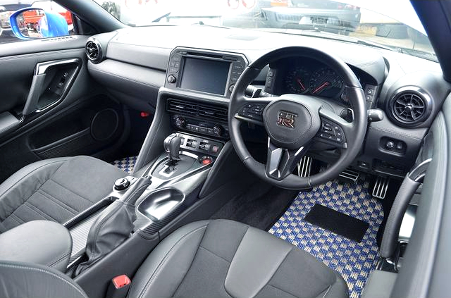 Interior dashboard of R35 NISSAN GT-R Pure Edition.